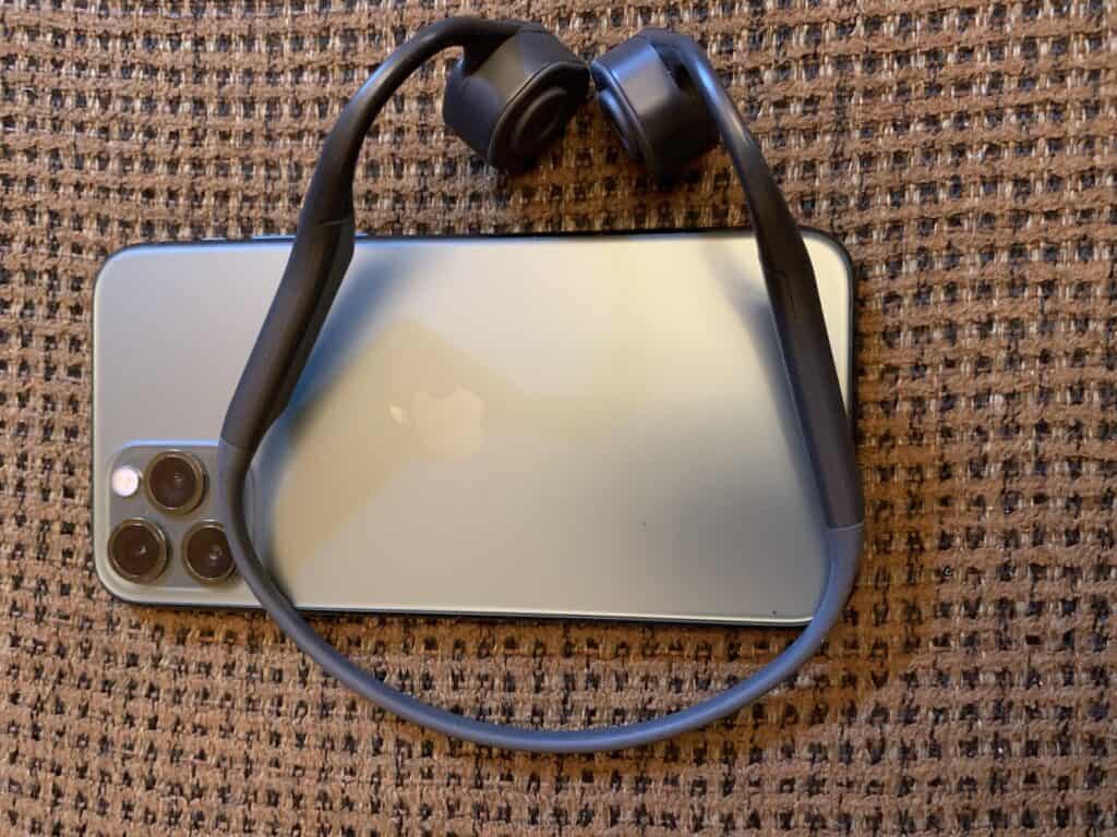 Apple Creates Another New Patent Air & Bone-Conduction Headphones