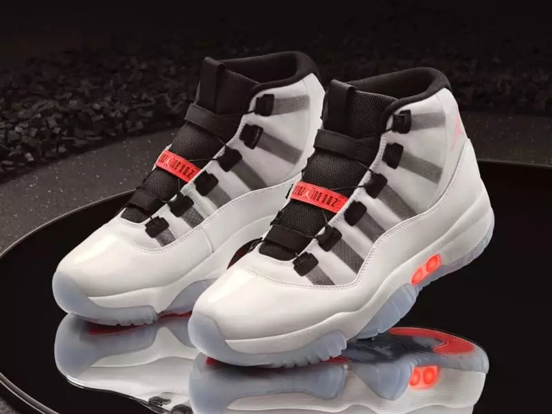 Self-lacing Air Jordans