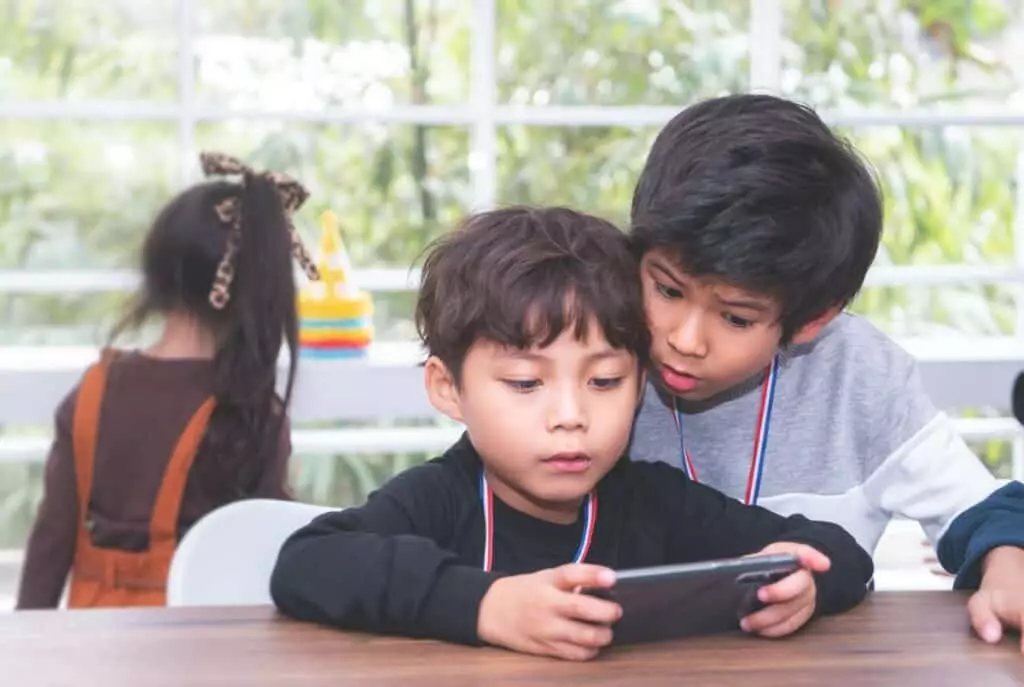 Smartphone AI: What is Mobile Deep Learning?